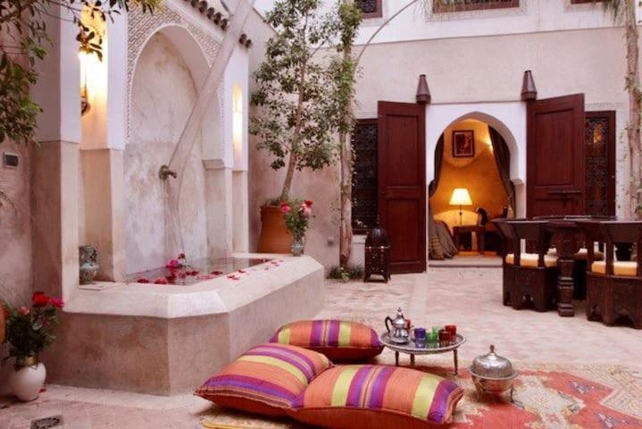 Riad Dar Rania Marrakech Medina Jemaa El Fna Marrakesh Exteriör bild